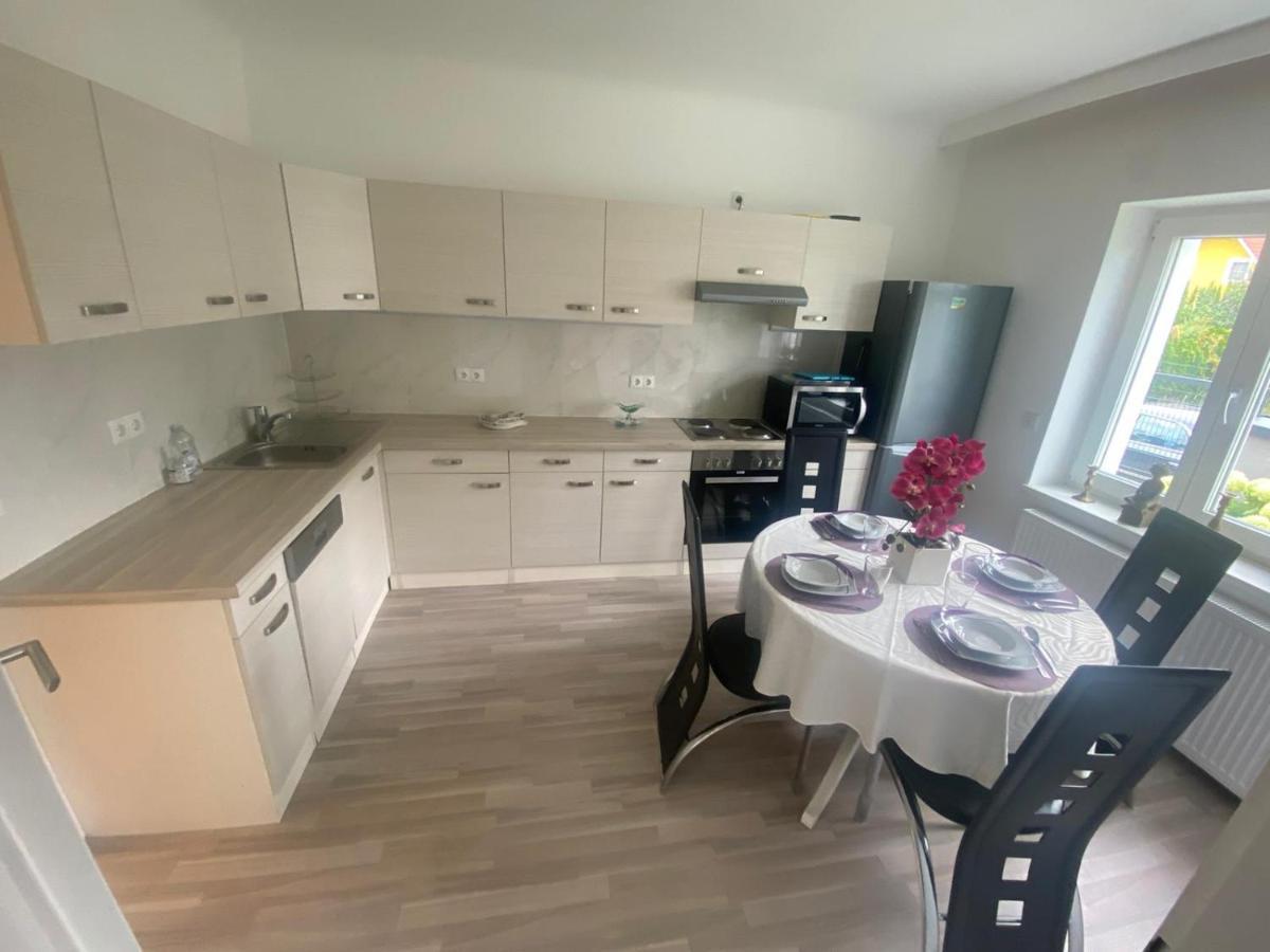 Einfamillienhaus Apartment Rustenfeld Luaran gambar